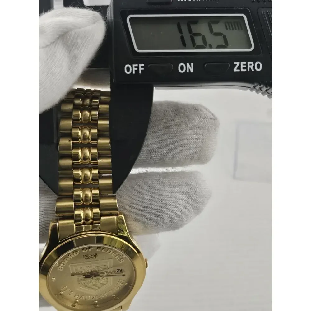 Gorgeous Seiko Pulsar MensWatch 